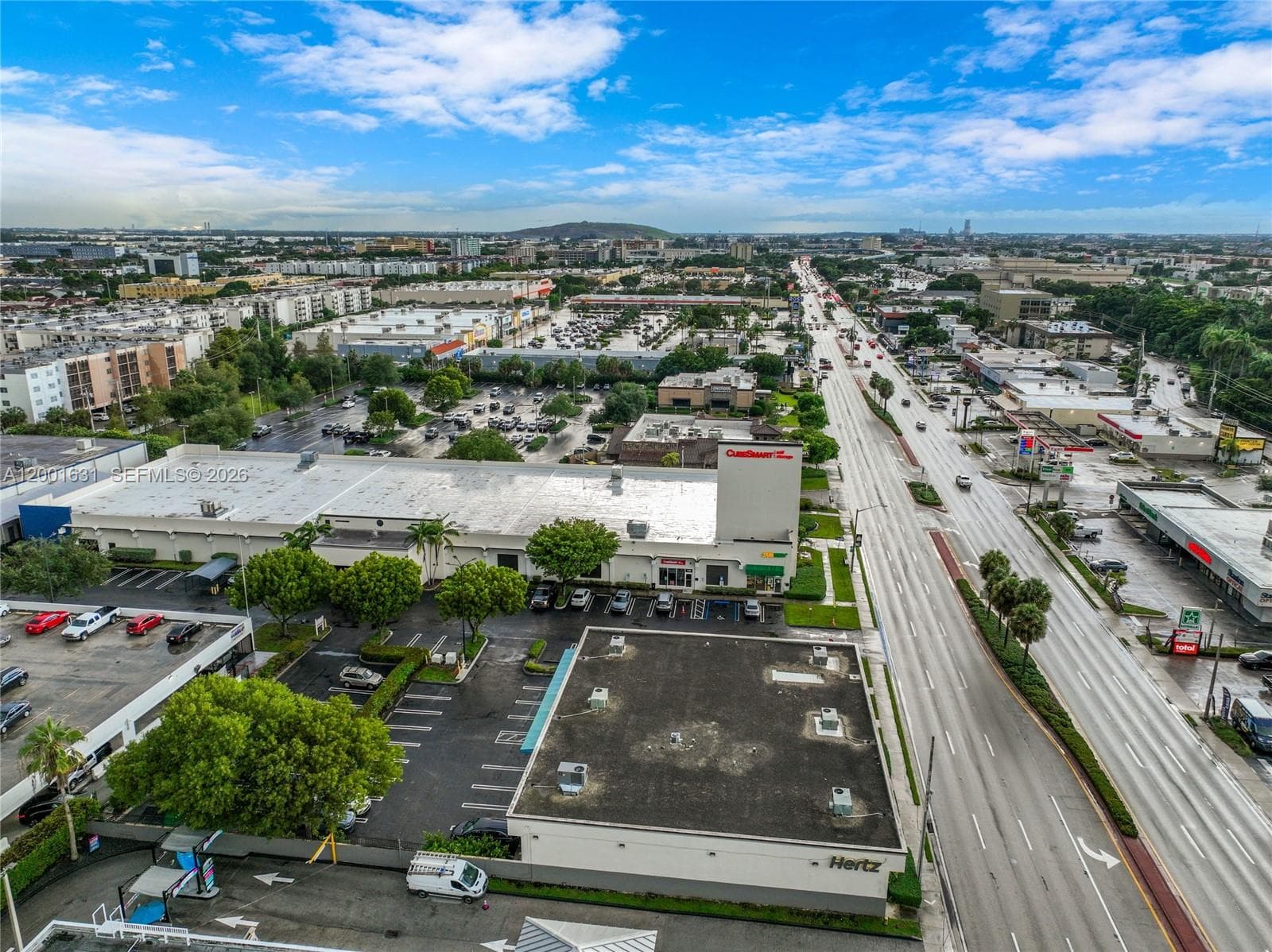 1305 W 53rd St # 429, Hialeah FL 33012 — 28