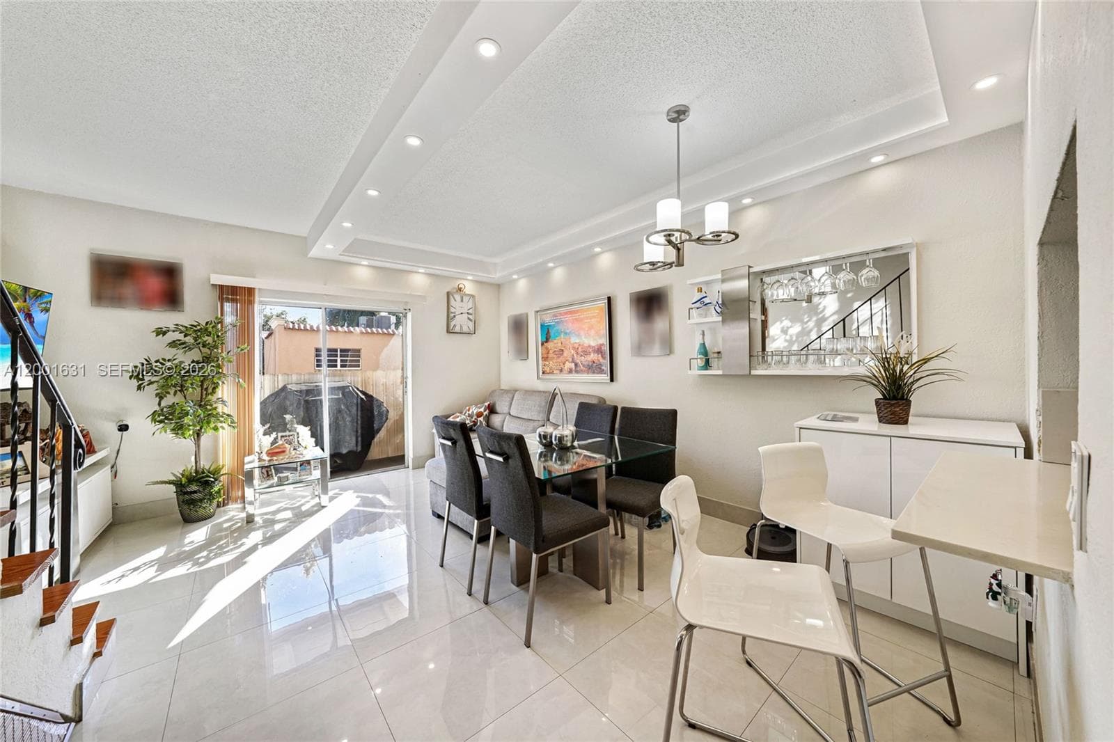 1305 W 53rd St # 429, Hialeah FL 33012 — 5