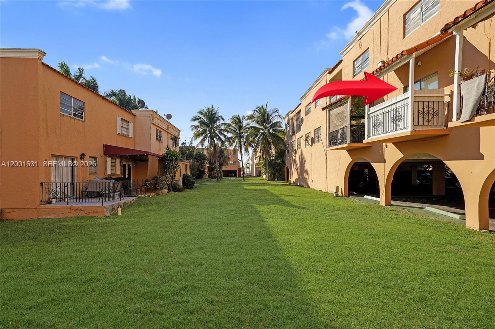 1305 W 53rd St # 429, Hialeah FL 33012 — 24