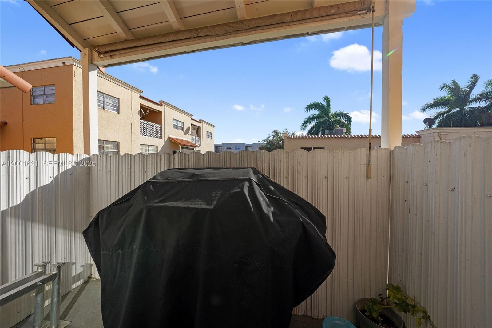 1305 W 53rd St # 429, Hialeah FL 33012 — 19