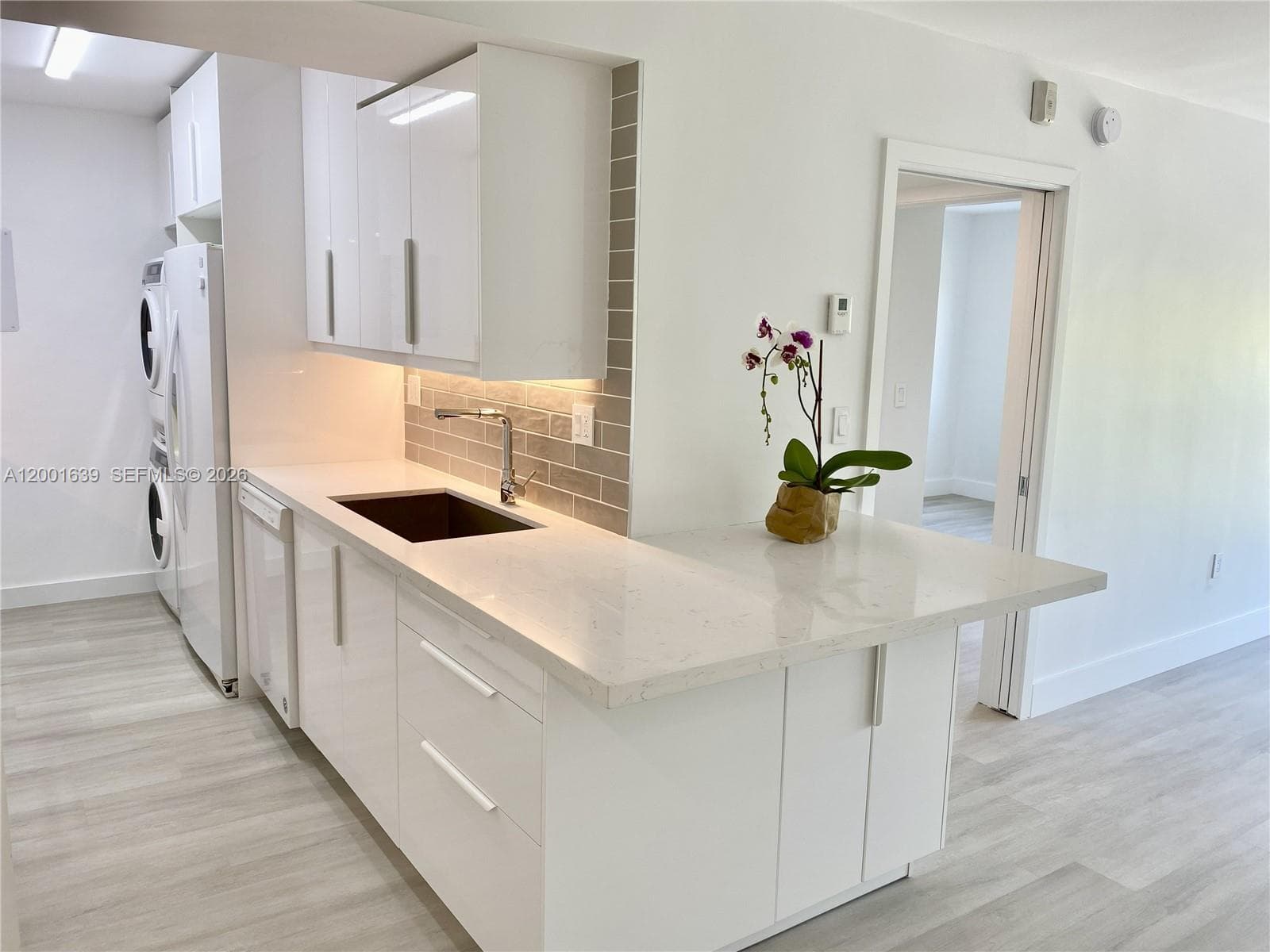 255 Galen Dr # 3D, Key Biscayne FL 33149 — 4