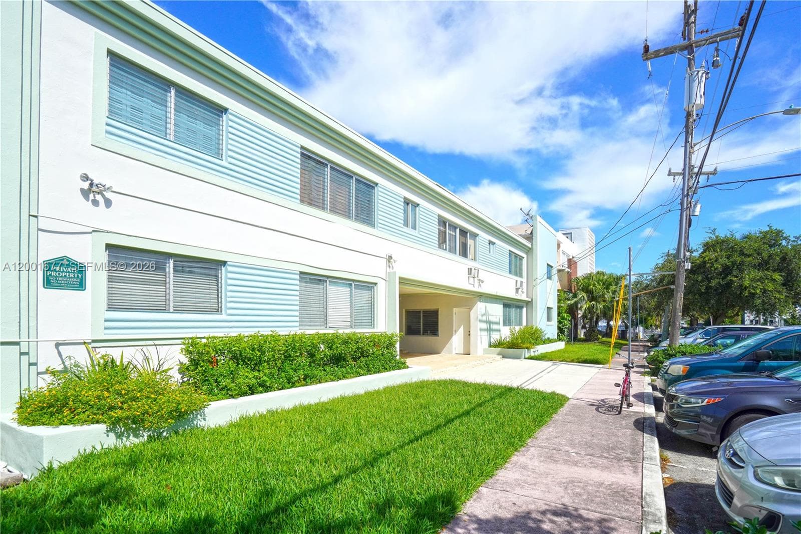 2250 Bay Dr # 4, Miami Beach FL 33141 — 2