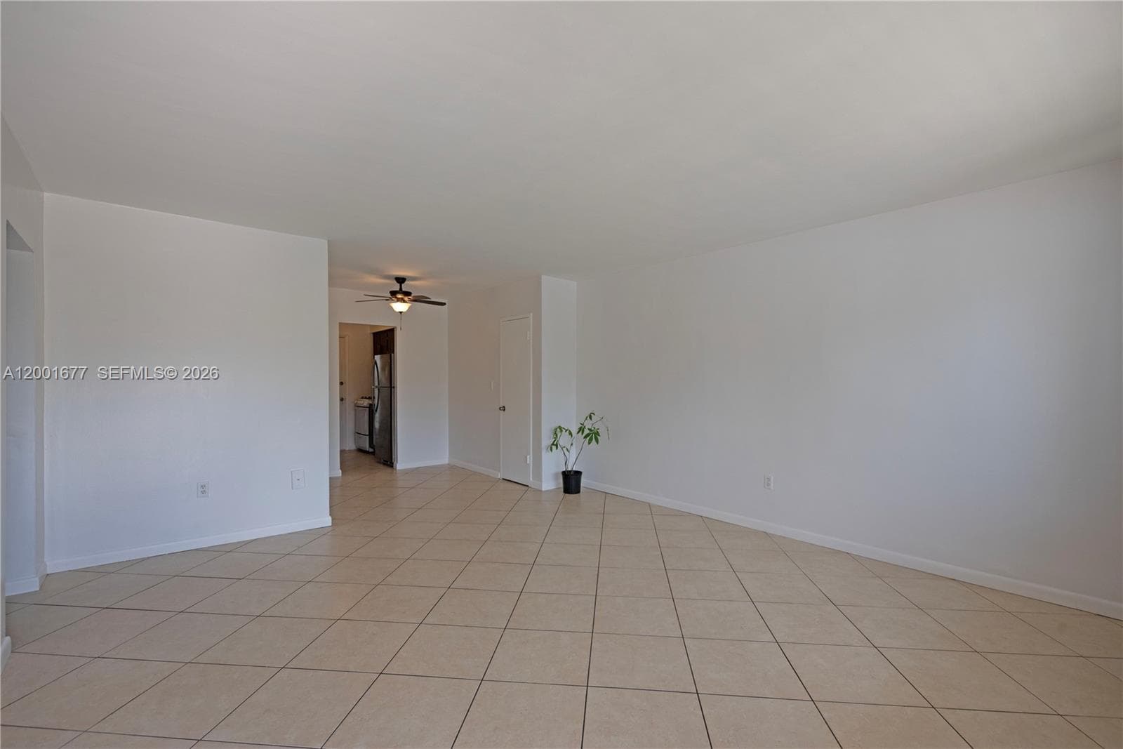 2250 Bay Dr # 4, Miami Beach FL 33141 — 3