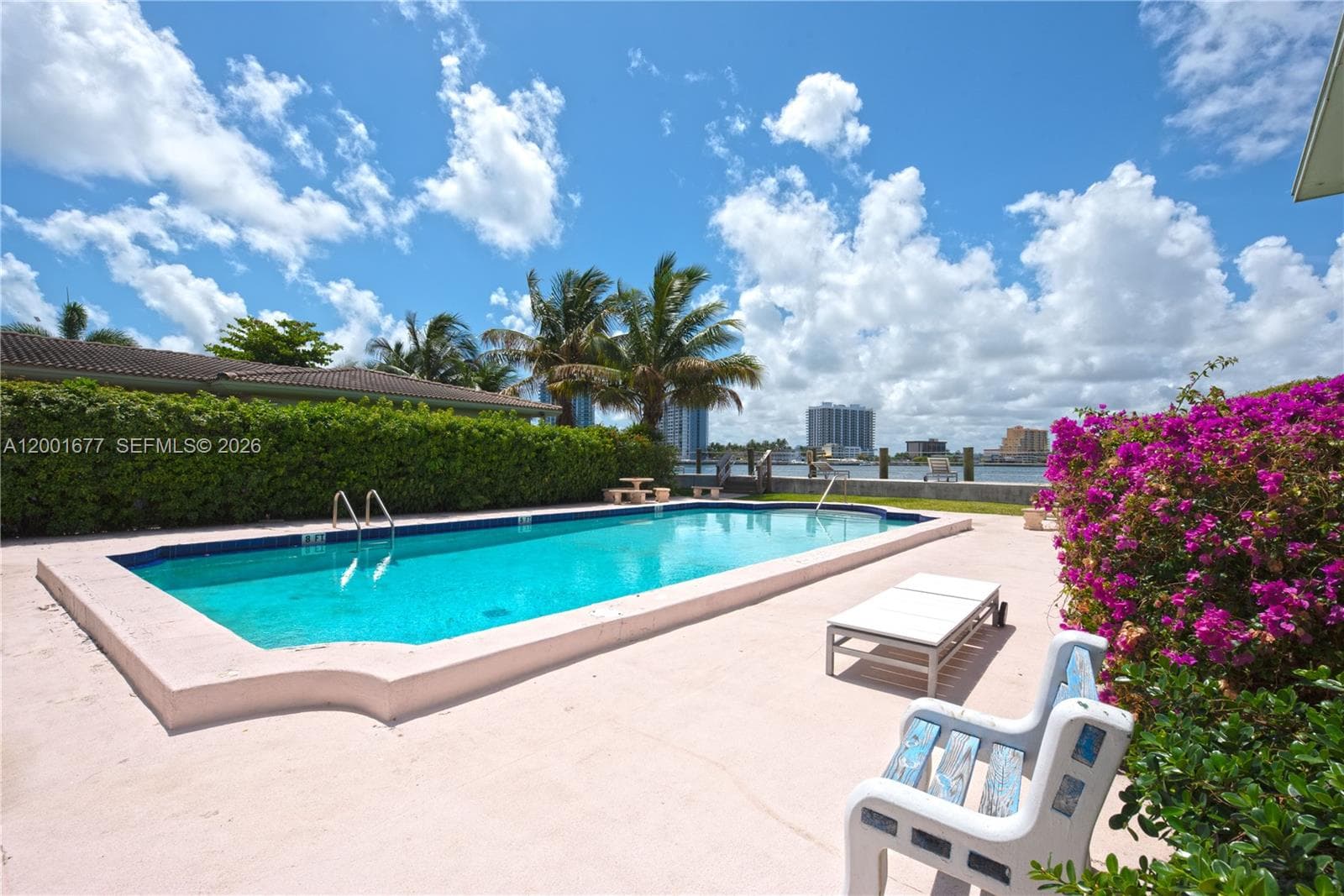 2250 Bay Dr # 4, Miami Beach FL 33141 — 14