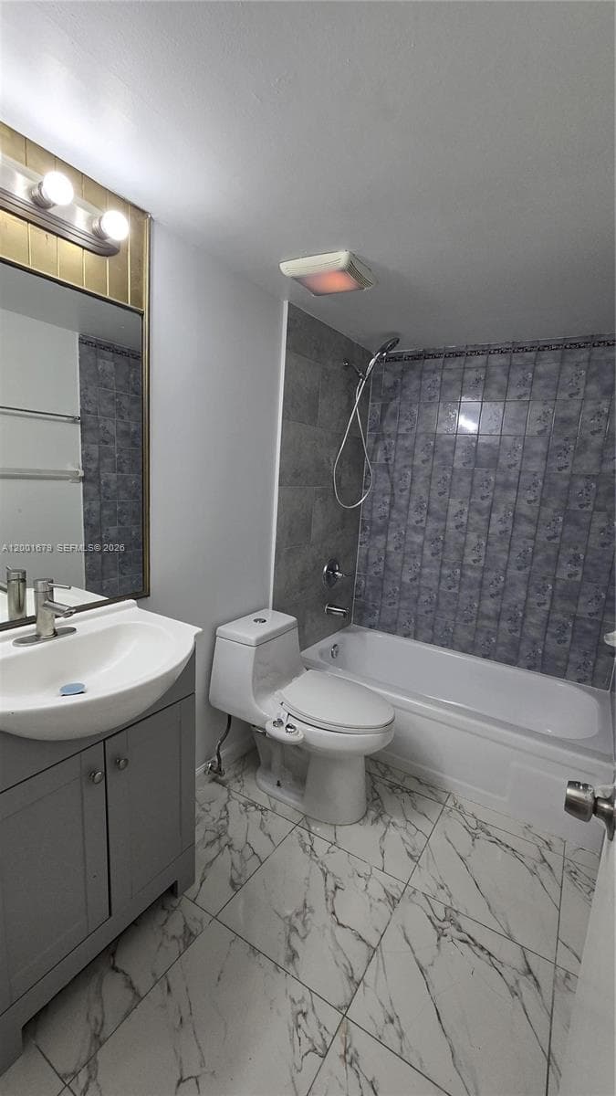 2605 W 67th Pl # 10, Hialeah FL 33016 — 10