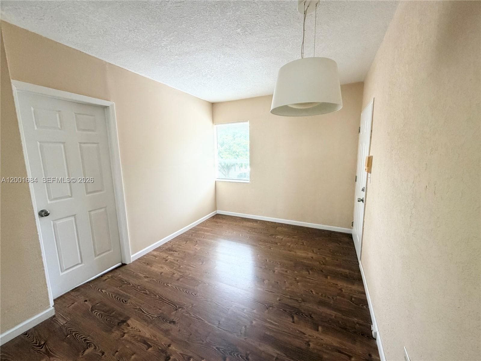 620 84th St # 25, Miami Beach FL 33141 — 3
