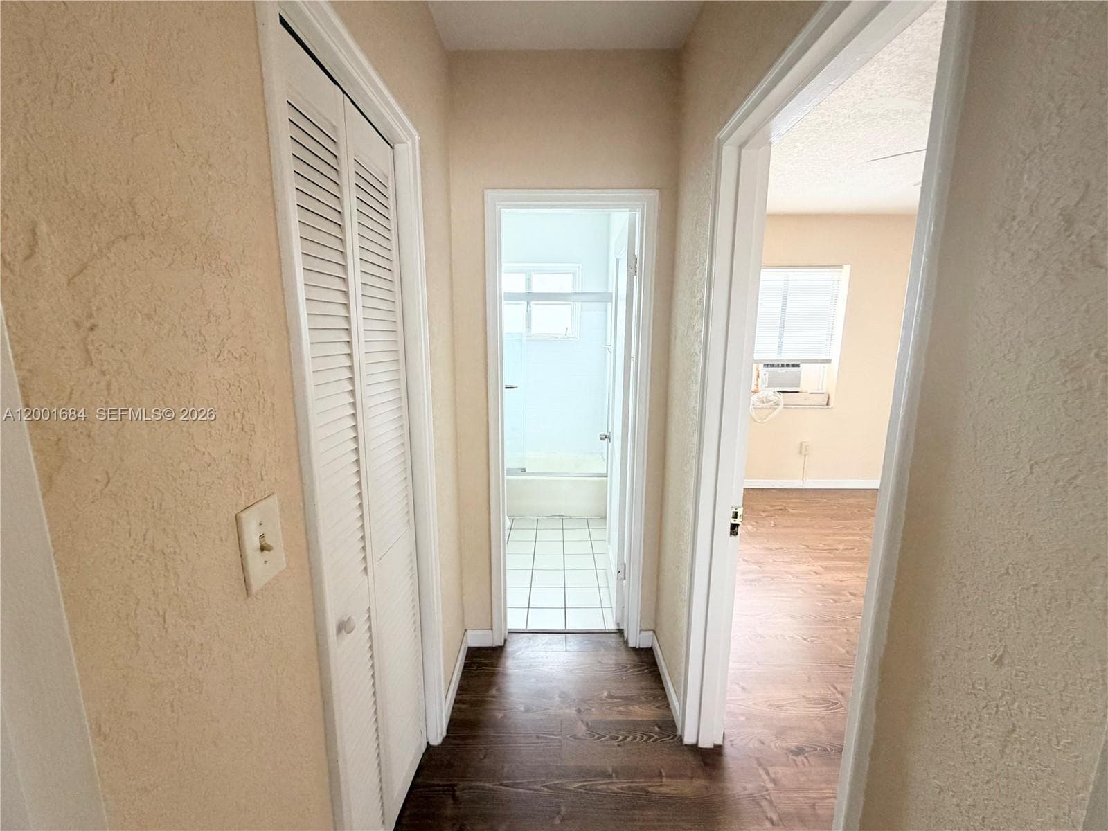 620 84th St # 25, Miami Beach FL 33141 — 4