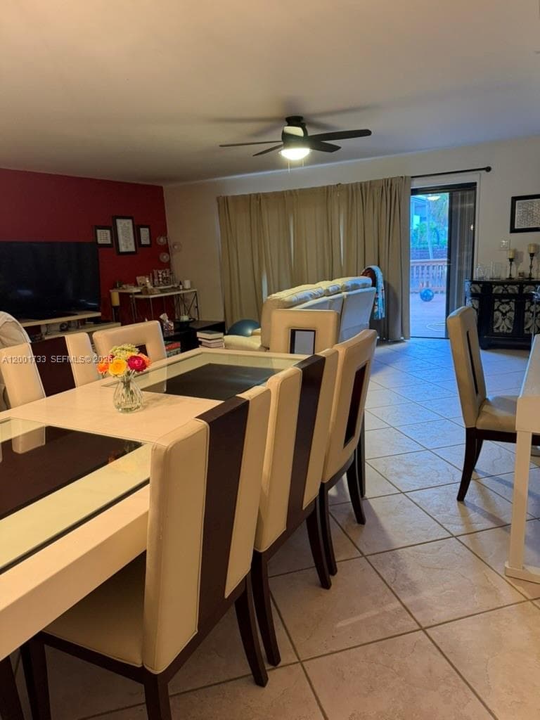 2661 NE 164th St # 40, North Miami Beach FL 33160 — 9