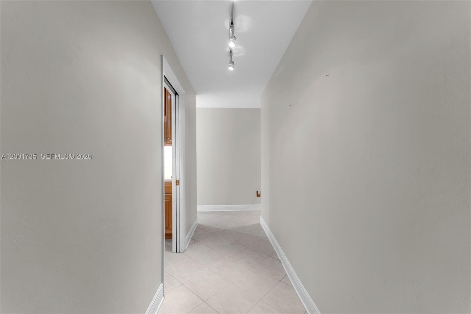 11401 SW 102nd Ave, Miami FL 33176 — 17