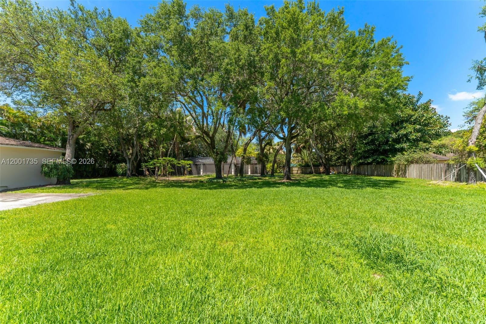 11401 SW 102nd Ave, Miami FL 33176 — 45
