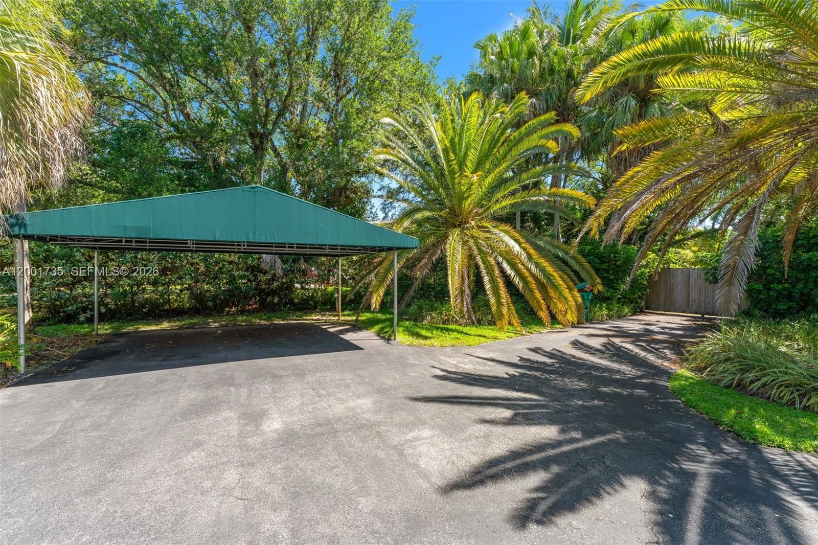 11401 SW 102nd Ave, Miami FL 33176 — 4