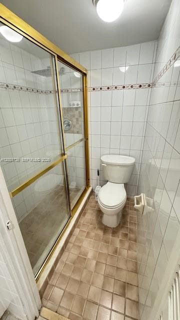 2025 NE 164th St # 616, North Miami Beach FL 33162 — 2