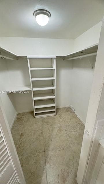 2025 NE 164th St # 616, North Miami Beach FL 33162 — 3