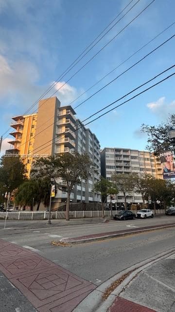 2025 NE 164th St # 616, North Miami Beach FL 33162 — 1