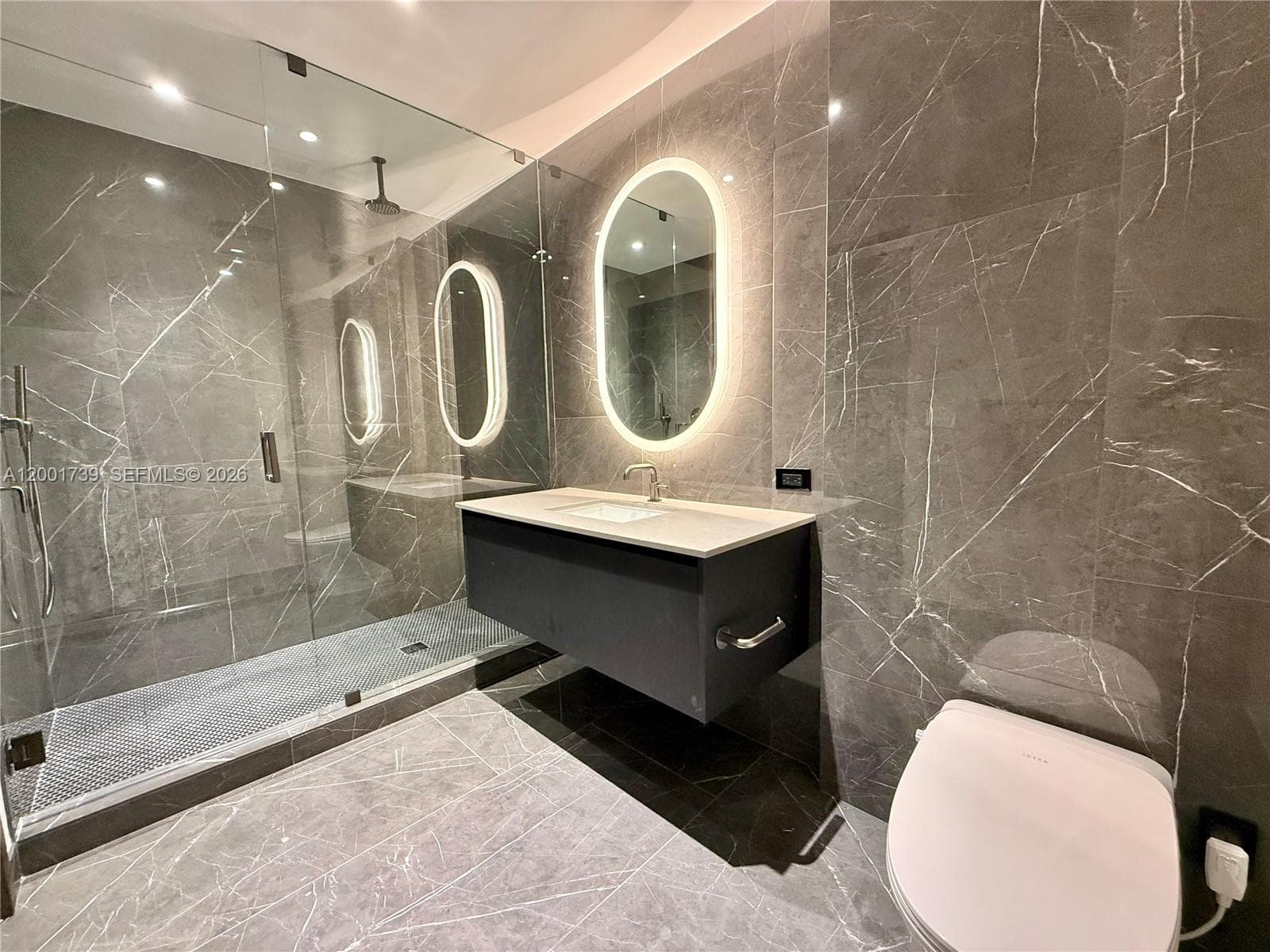 20 NE 11th St # 2809, Miami FL 33132 — 14