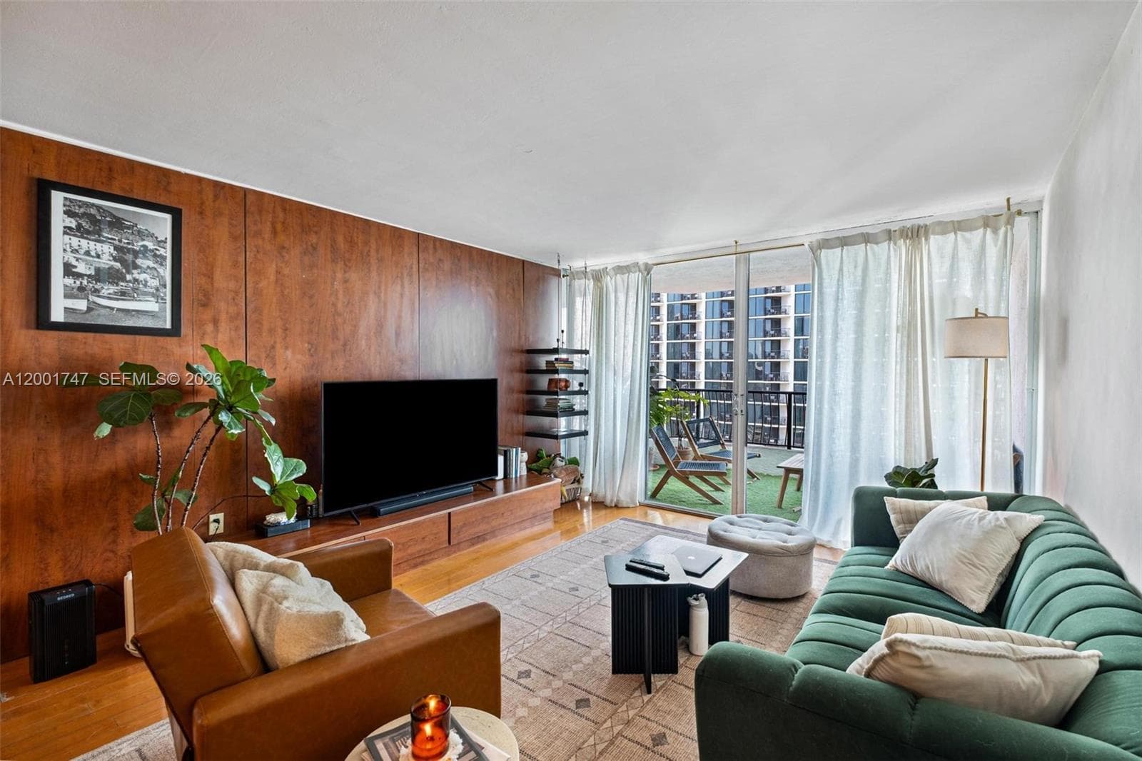 555 NE 15th St # 26F, Miami FL 33132 — 1