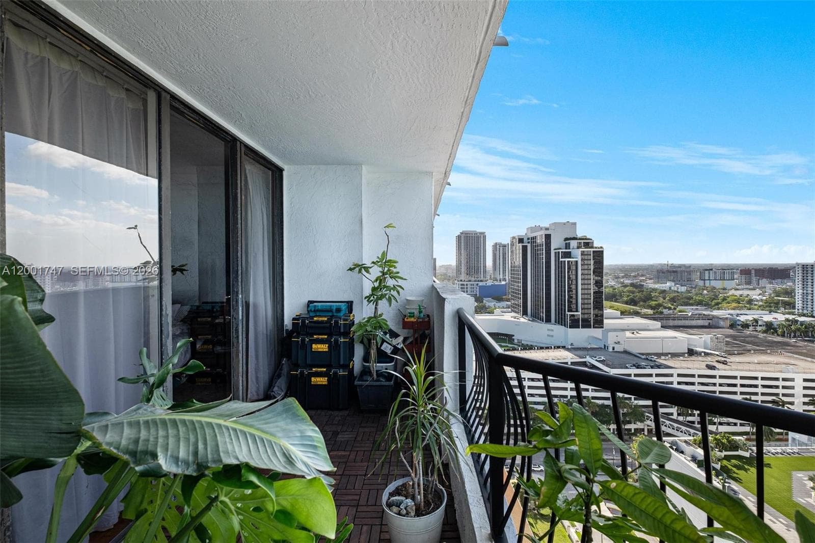 555 NE 15th St # 26F, Miami FL 33132 — 20
