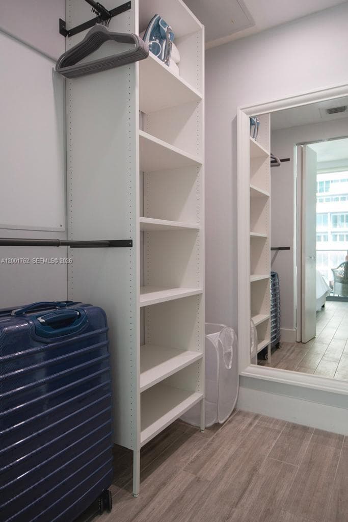 1300 S Miami ave. # 3908, Miami FL 33130 — 8