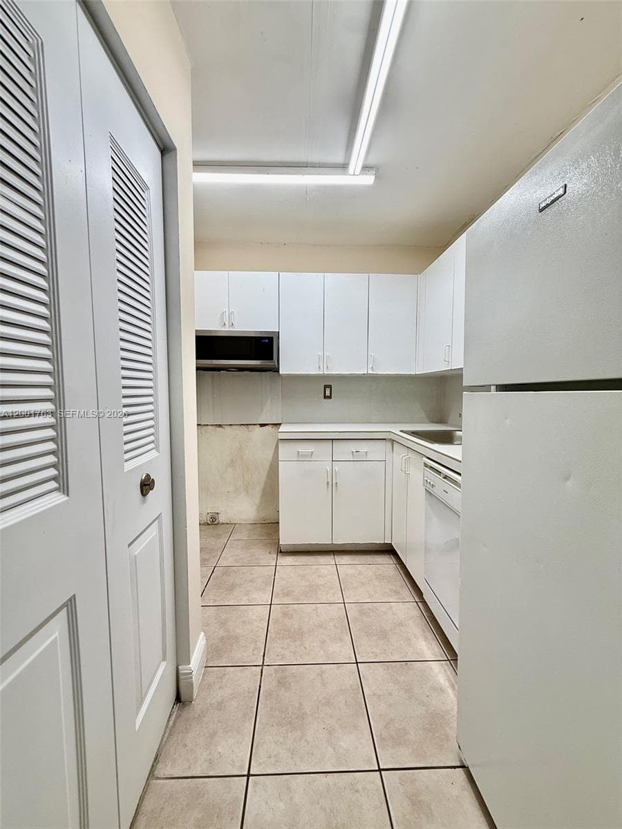 10403 N Kendall Dr # A209, Miami FL 33176 — 9