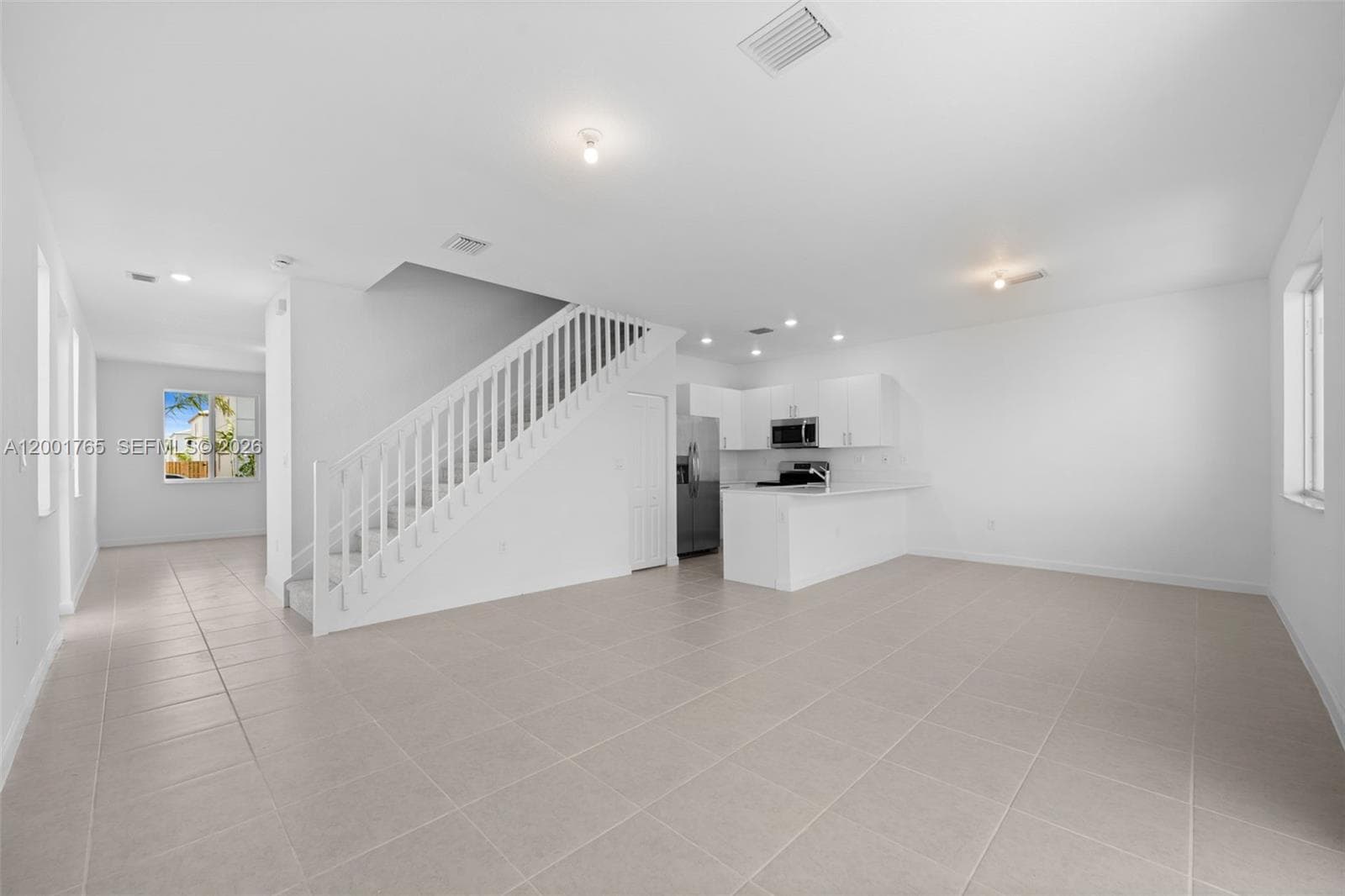 715 SE 15th St, Homestead FL 33034 — 10