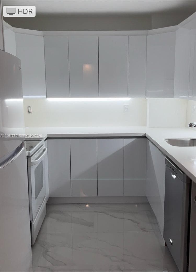 100 Bayview Dr # 1006, Sunny Isles Beach FL 33160 — 13