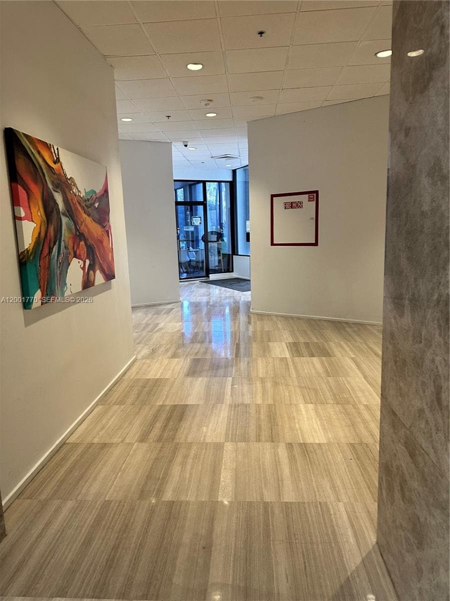 100 Bayview Dr # 1006, Sunny Isles Beach FL 33160 — 28
