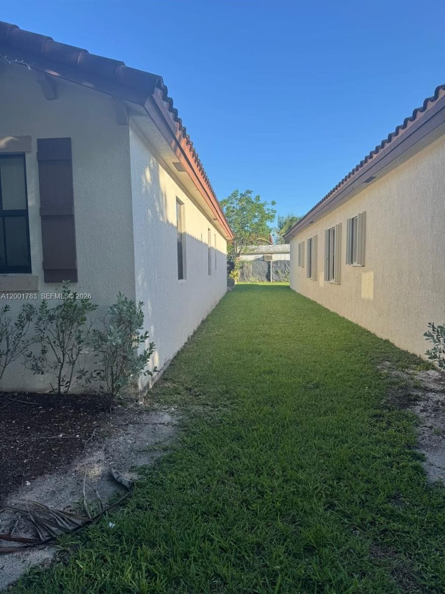 15400 SW 176th Ln, Miami FL 33187 — 13