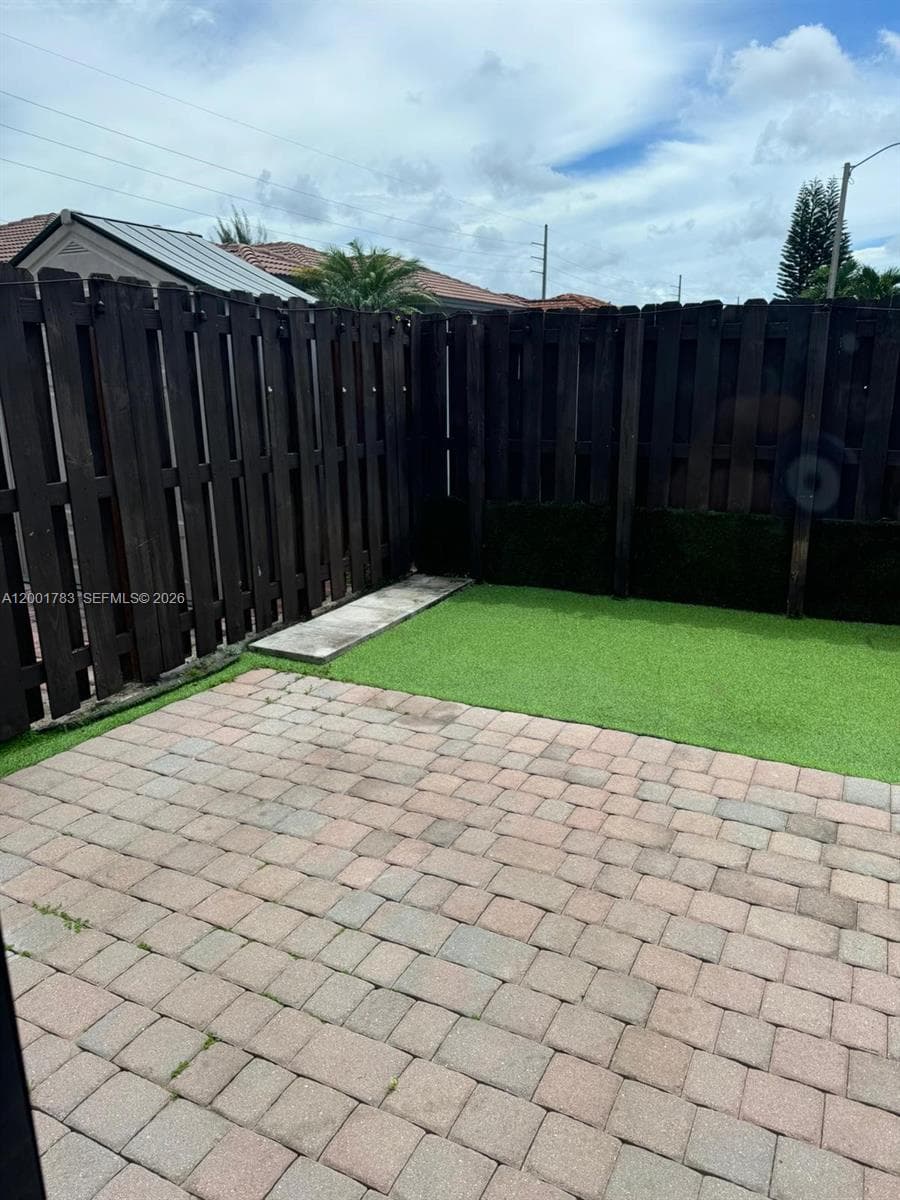 15400 SW 176th Ln, Miami FL 33187 — 9