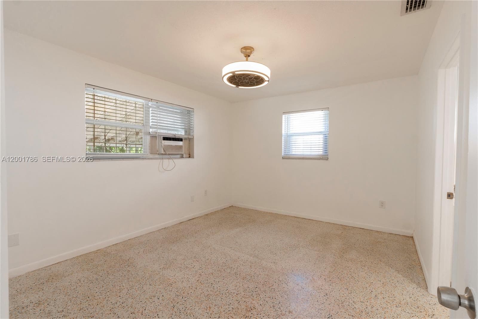 565 NE 160th Ter, Miami FL 33162 — 12