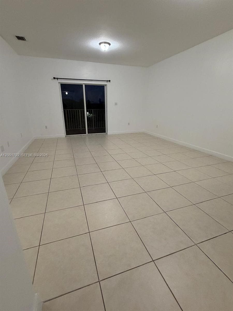 1300 NE 109th St # 404, Miami FL 33161 — 6