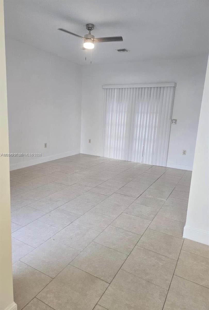 9740 NW 5th Ave # B, Miami FL 33150 — 2