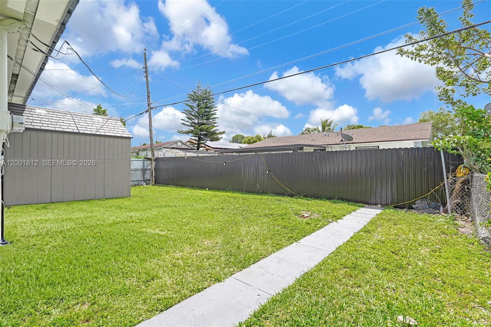 2020 NW 51st St, Miami FL 33142 — 16