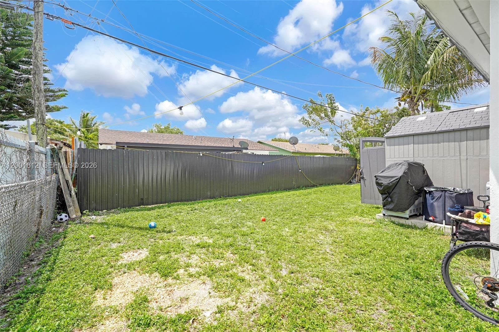 2020 NW 51st St, Miami FL 33142 — 12