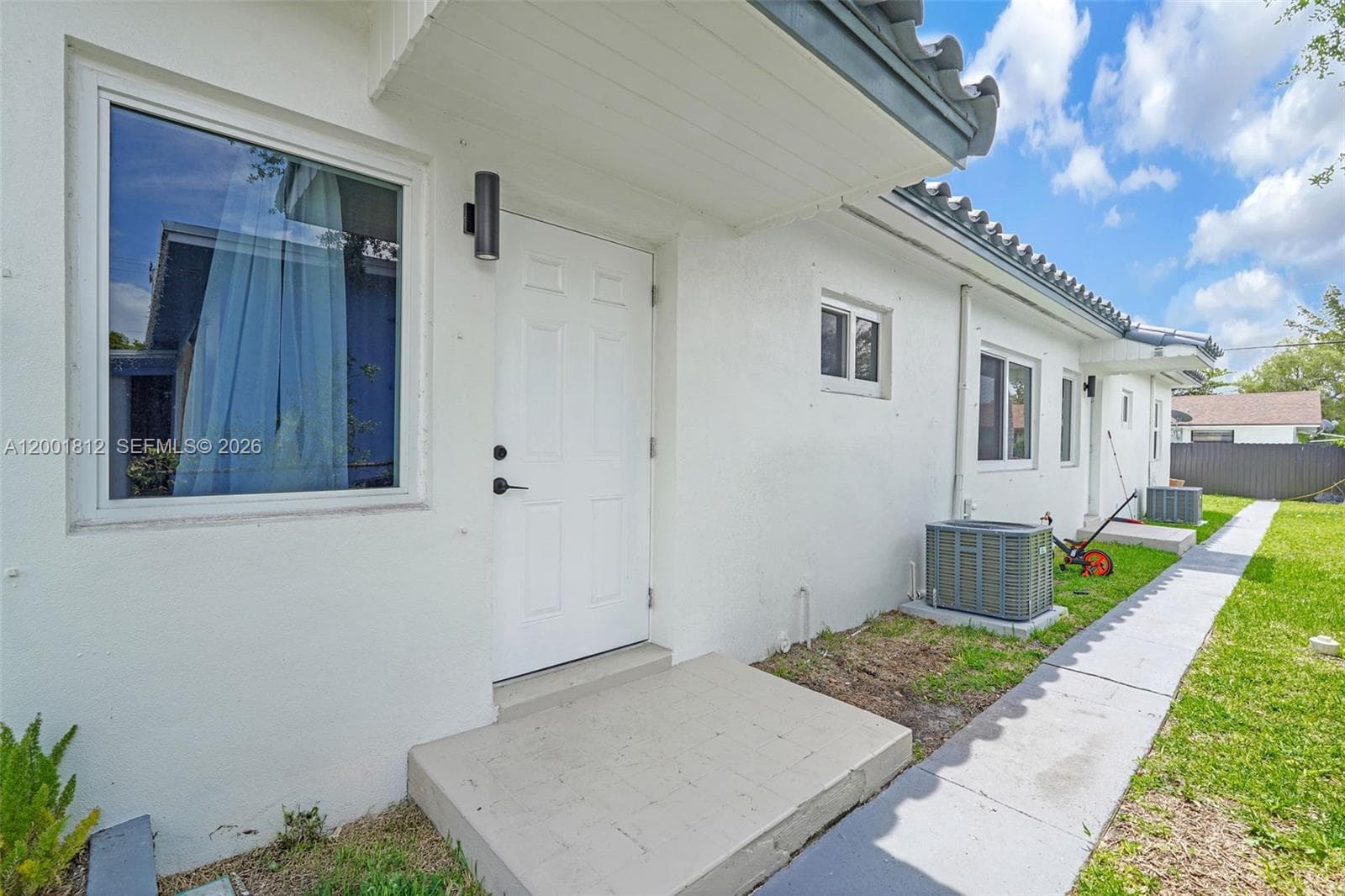 2020 NW 51st St, Miami FL 33142 — 22
