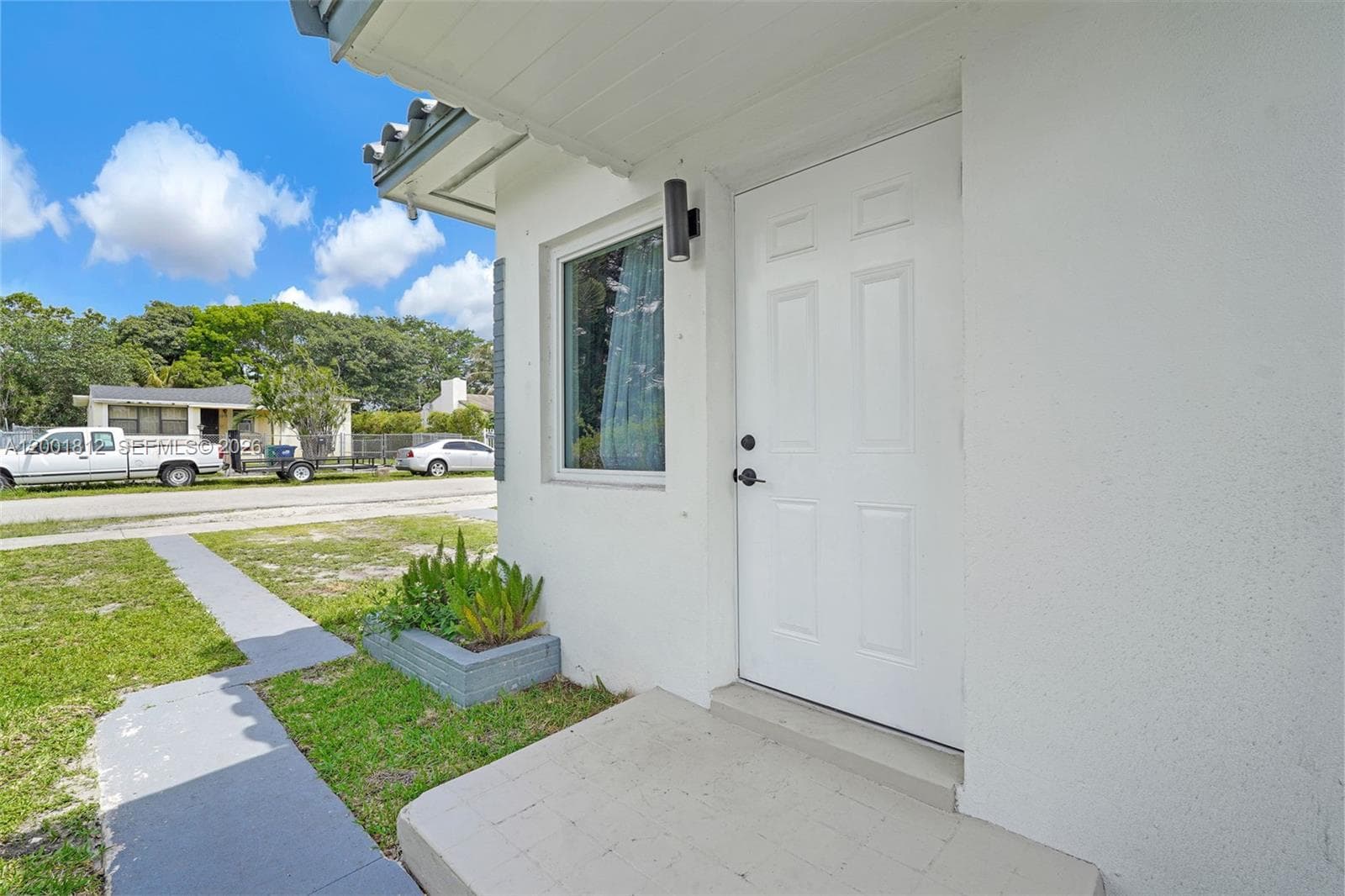 2020 NW 51st St, Miami FL 33142 — 20