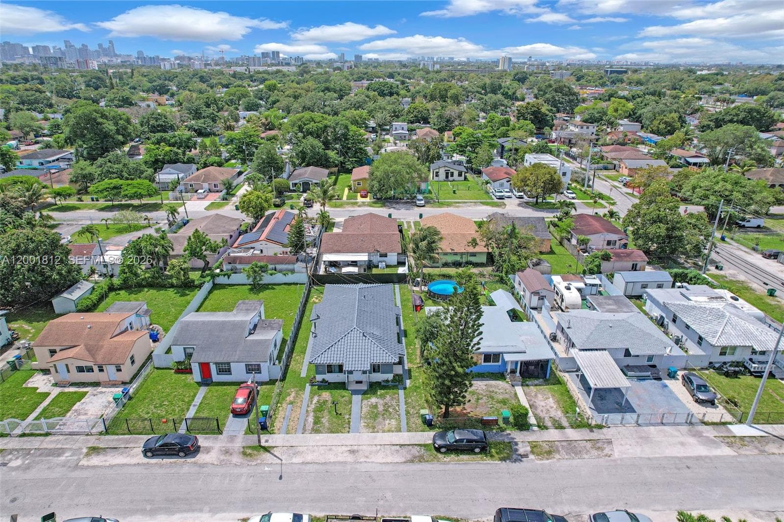 2020 NW 51st St, Miami FL 33142 — 59