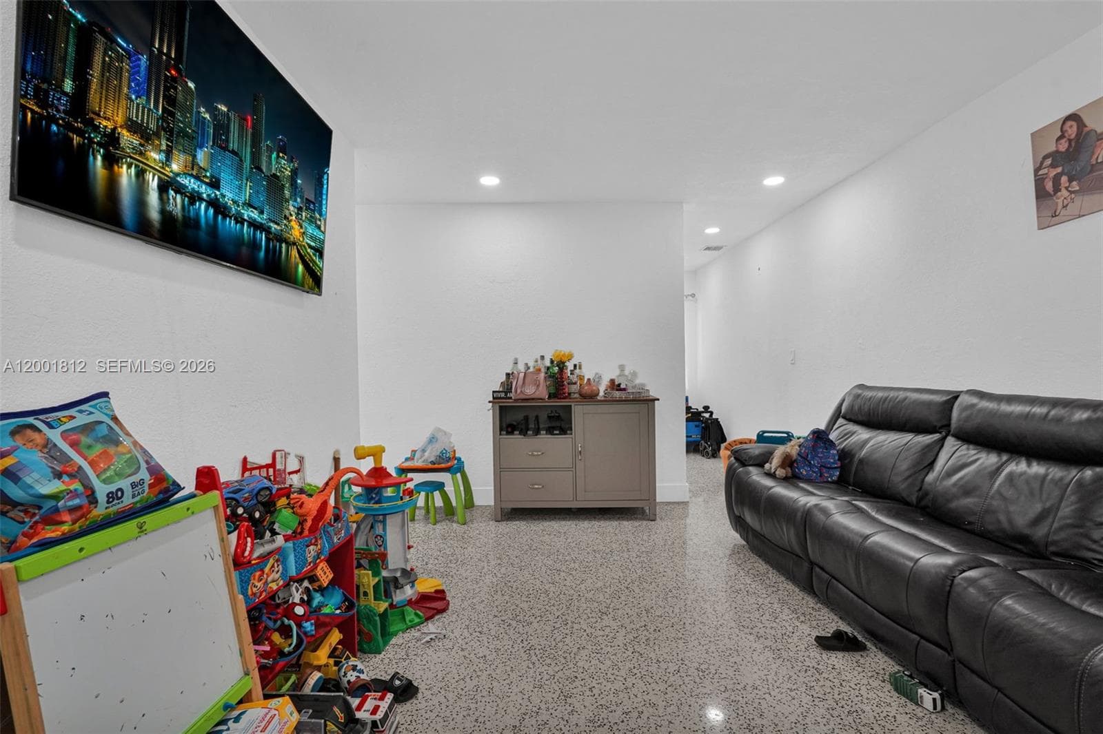 2020 NW 51st St, Miami FL 33142 — 54