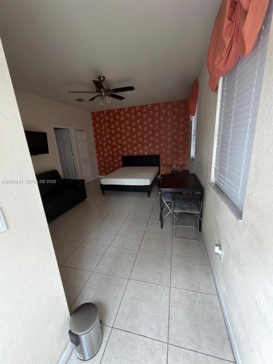16961 SW 90th Ter, Miami FL 33196 — 2