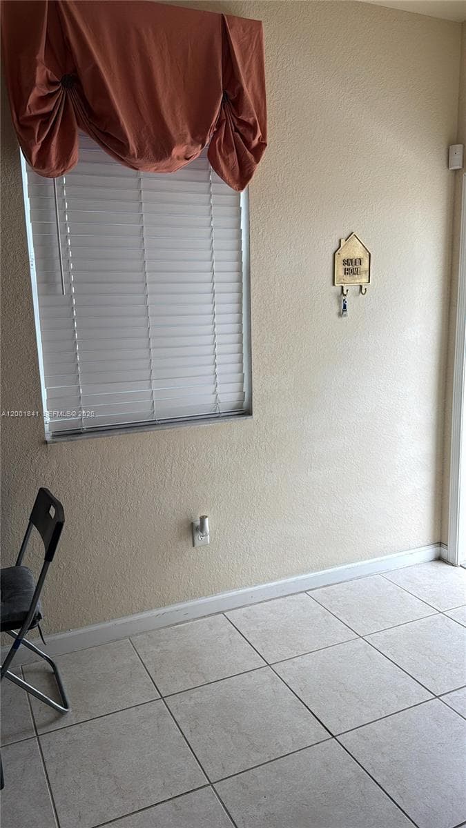 16961 SW 90th Ter, Miami FL 33196 — 4