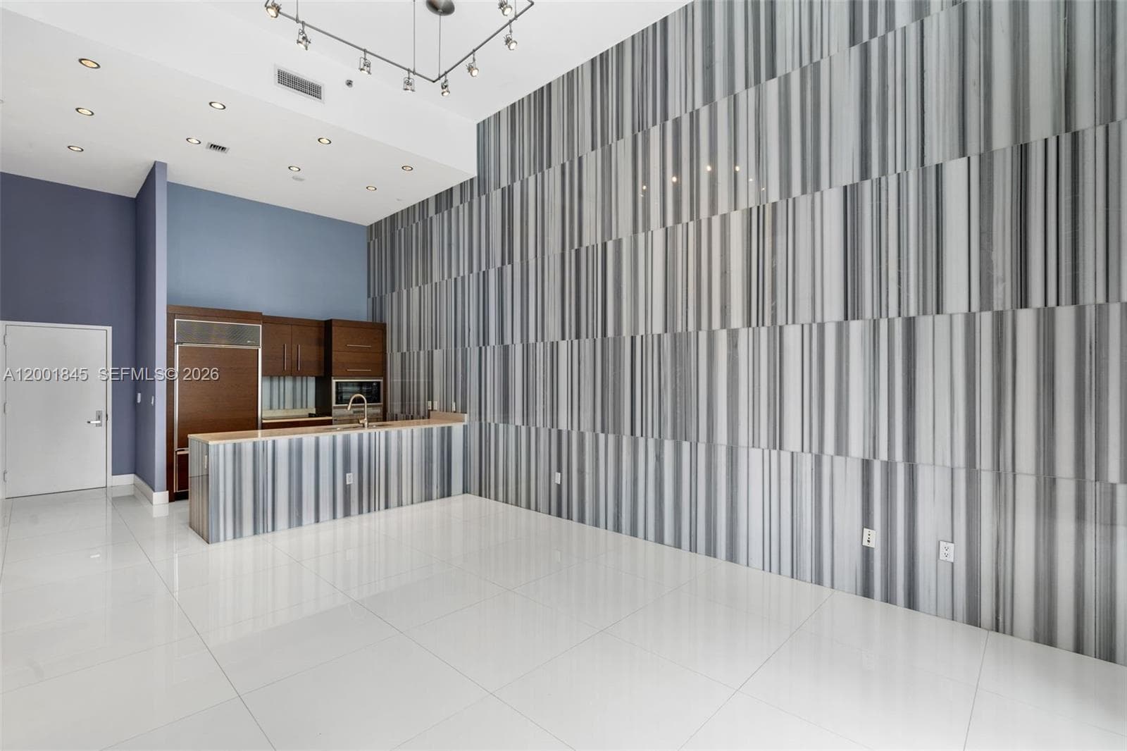 475 Brickell Ave # 2812, Miami FL 33131 — 10