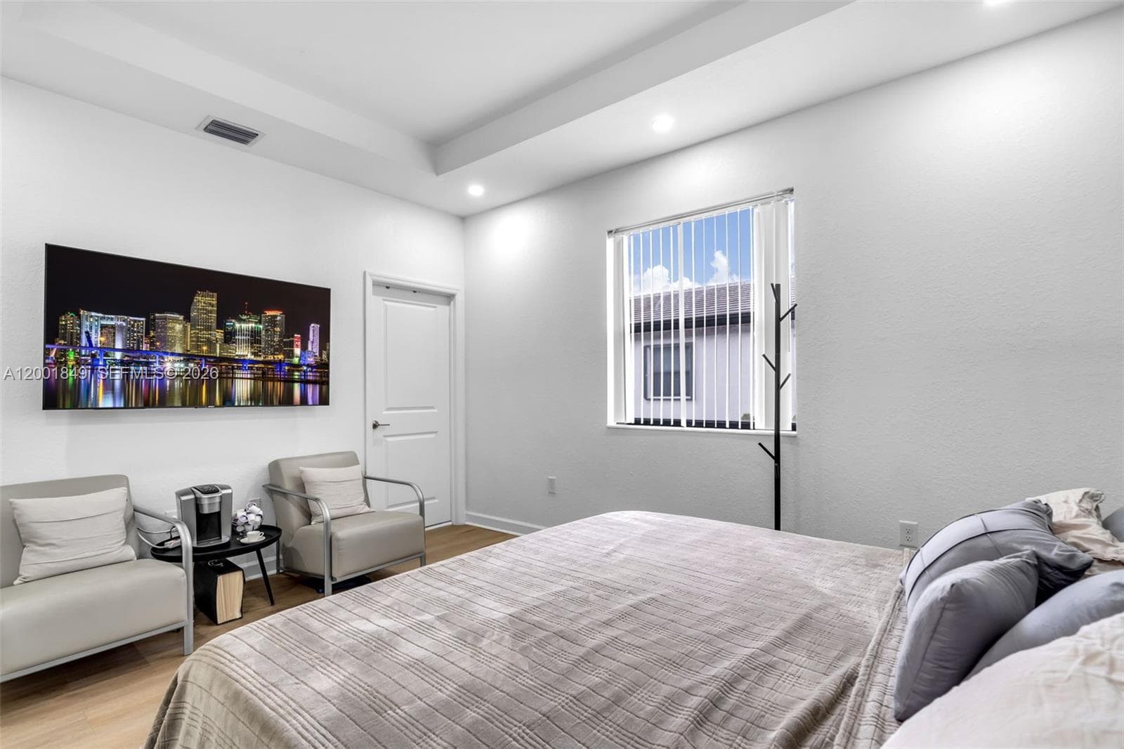 21444 NE 2nd Path, Miami FL 33179 — 18