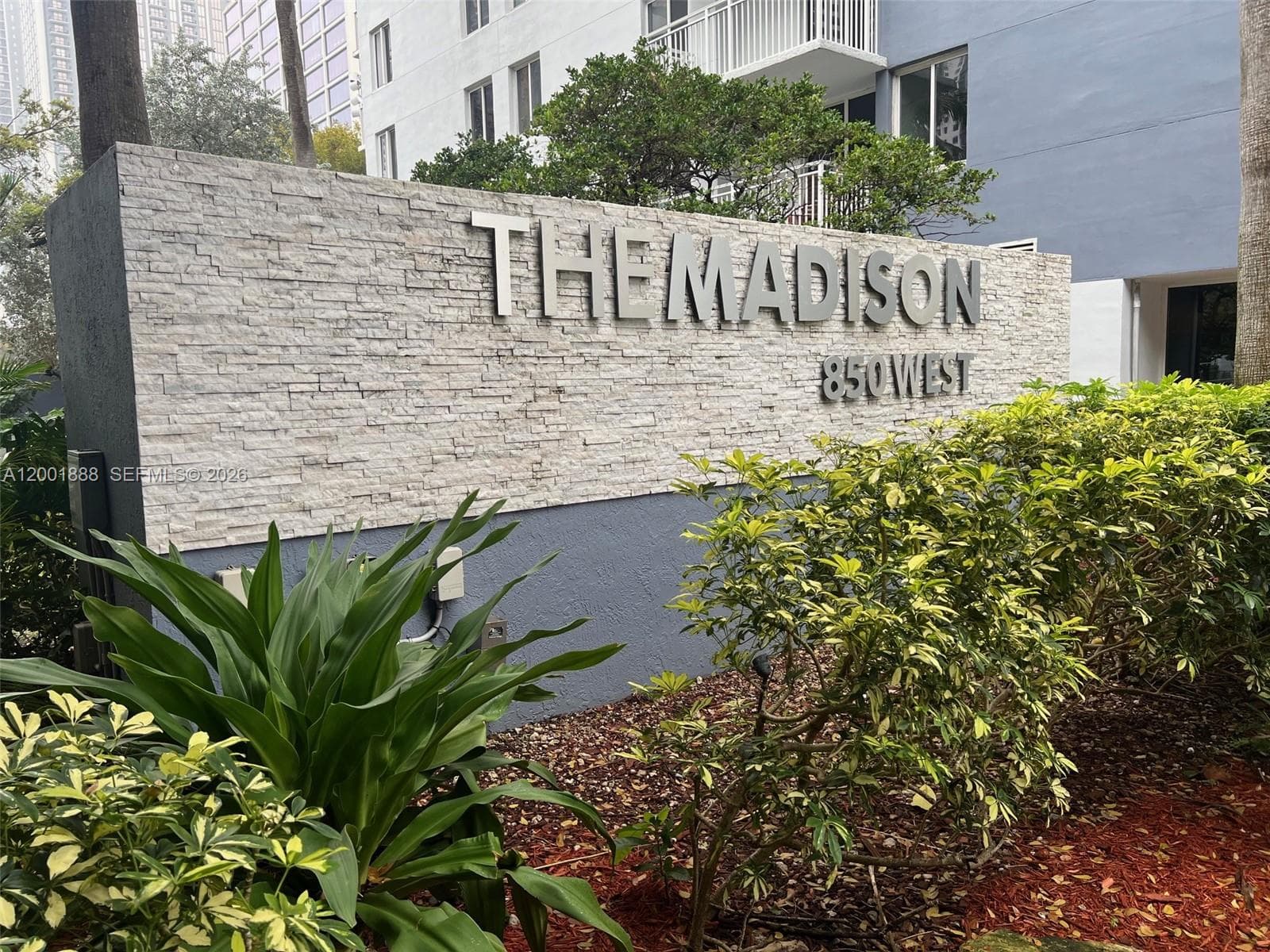 850 N Miami Ave # 1806, Miami FL 33136 — 10