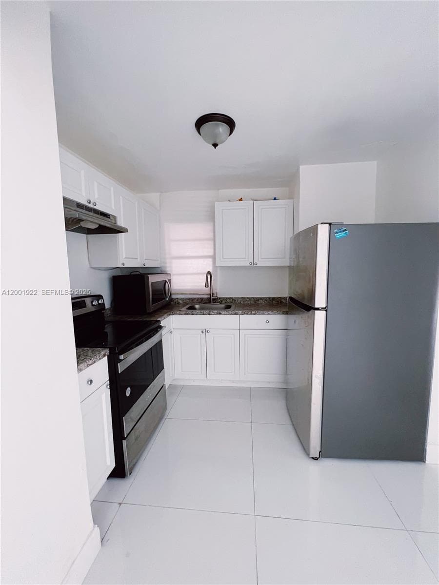 870 NW 87th Ave # 110, Miami FL 33172 — 10