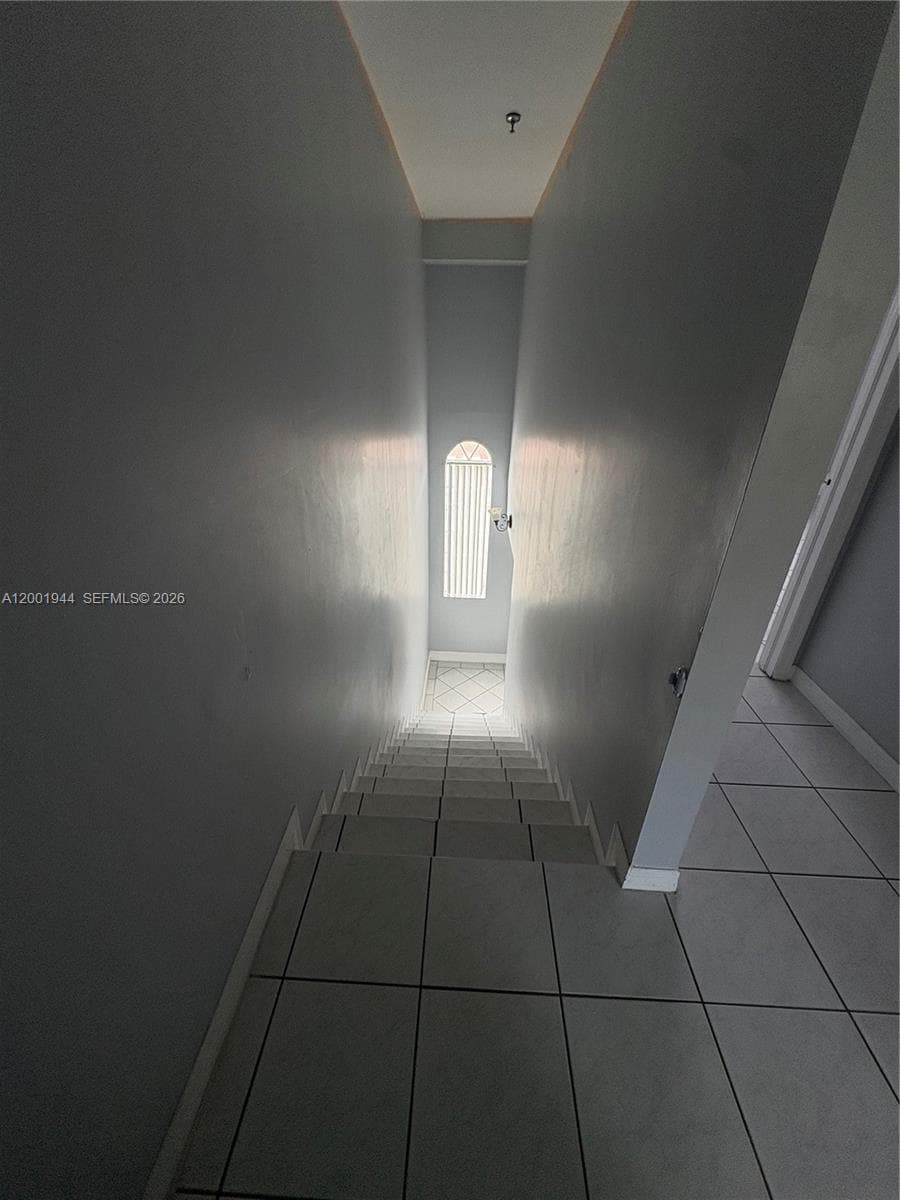 12035 SW 14th St # 105, Miami FL 33184 — 17
