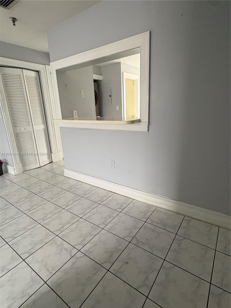 12035 SW 14th St # 105, Miami FL 33184 — 4