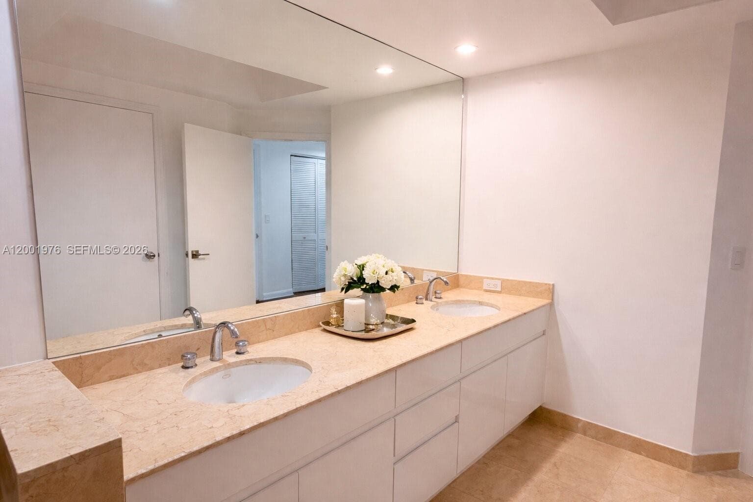 848 Brickell Key Dr # 905, Miami FL 33131 — 12