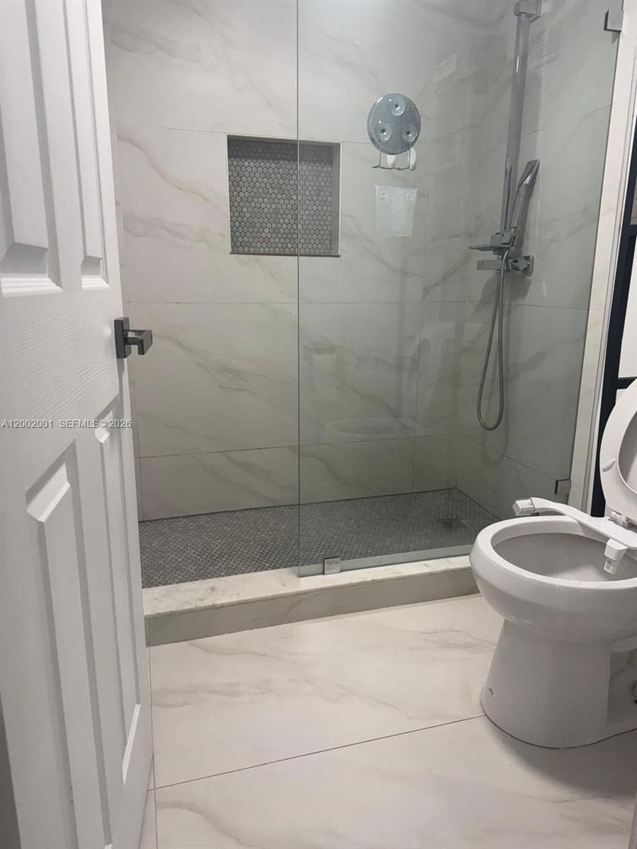 671 NE 195th St # 208E, Miami FL 33179 — 12