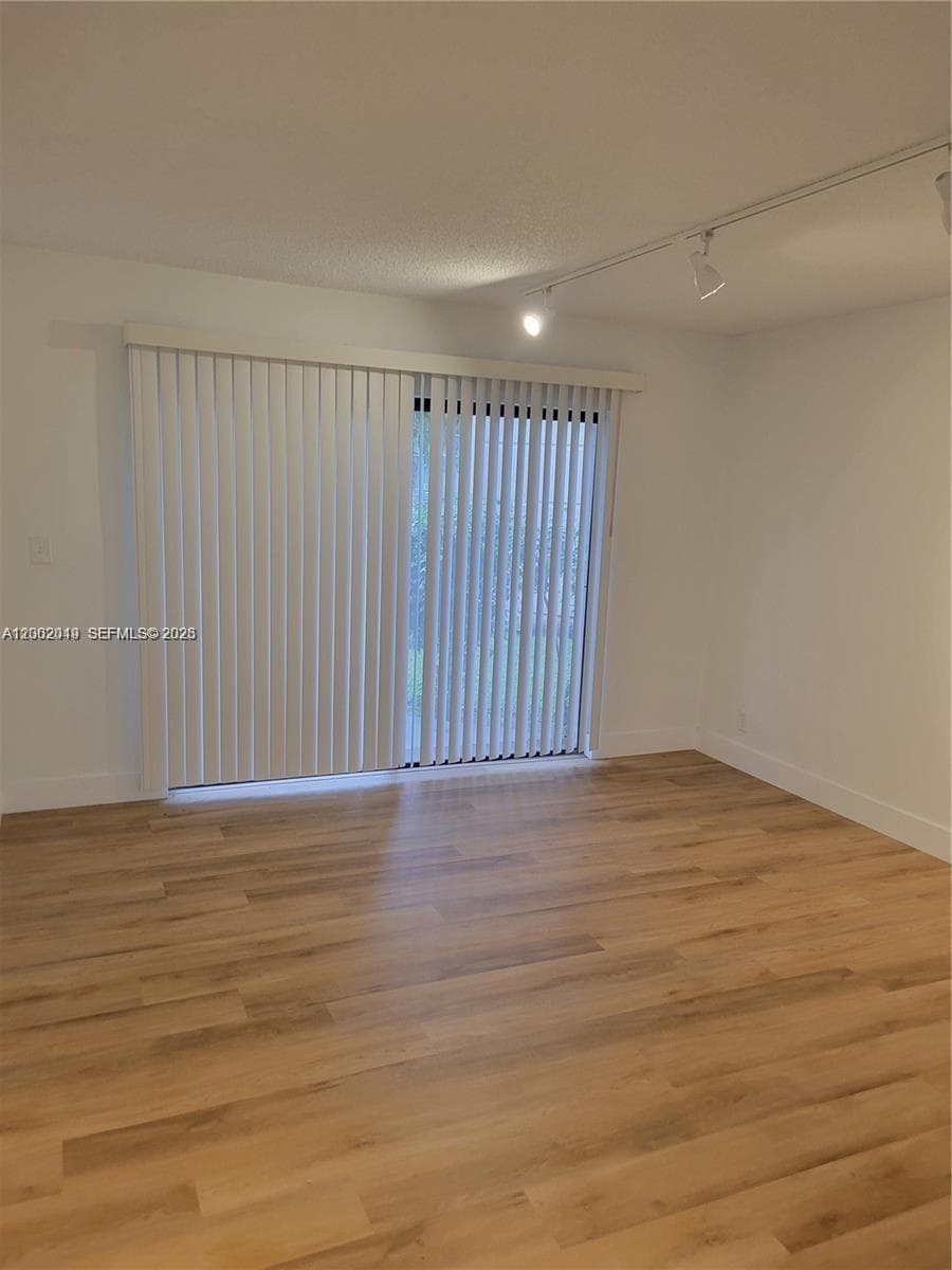 8290 Lake Dr # 104, Doral FL 33166 — 10