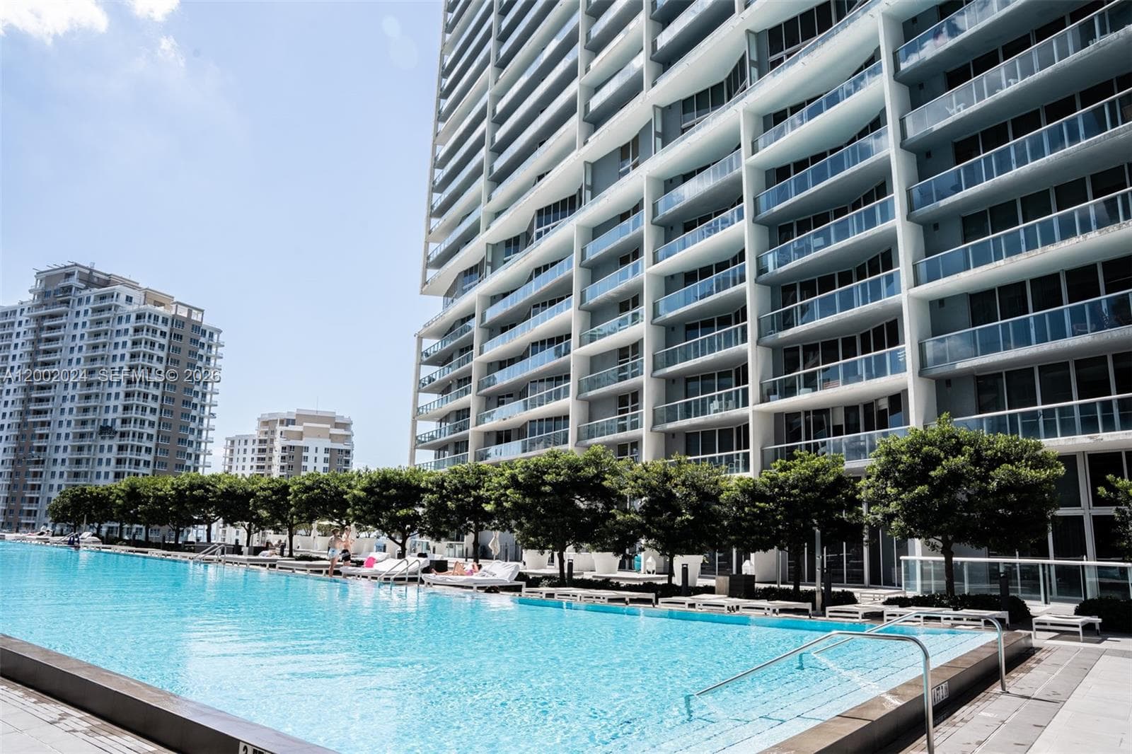 475 Brickell Ave # 2715, Miami FL 33131 — 52