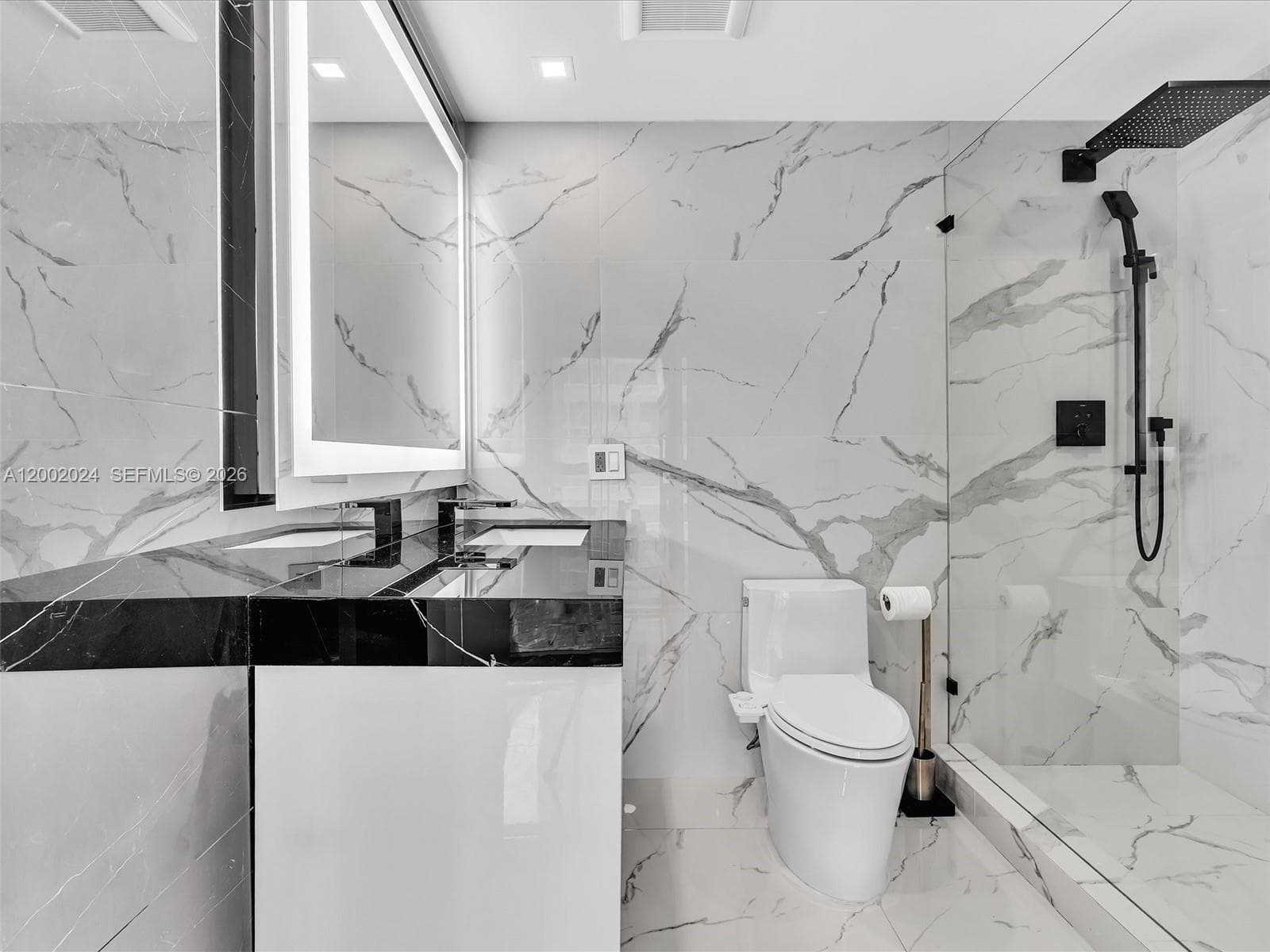 475 Brickell Ave # 2715, Miami FL 33131 — 36